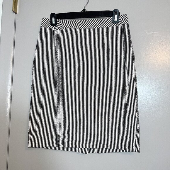 J. Crew Factory Dresses & Skirts - J.Crew Factory Cotton Striped Pencil Skirt Size 4